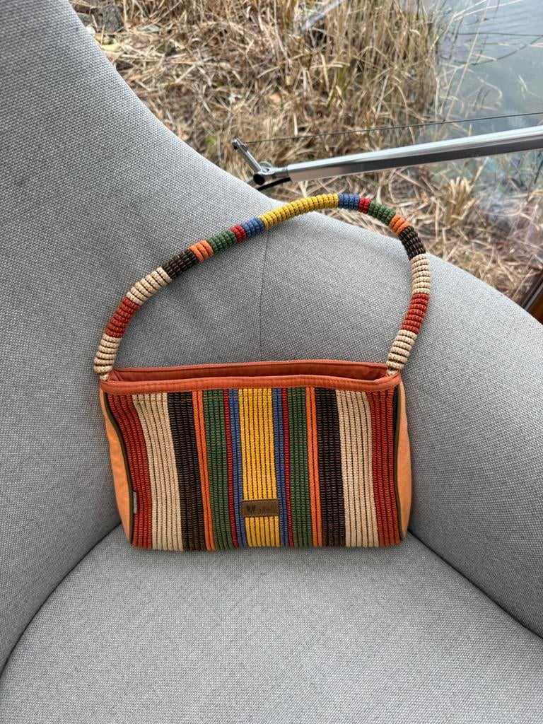 Handtas geweven, Sieraden, Tassen en Uiterlijk, Tassen | Damestassen, Ophalen of Verzenden, Zo goed als nieuw, Overige kleuren