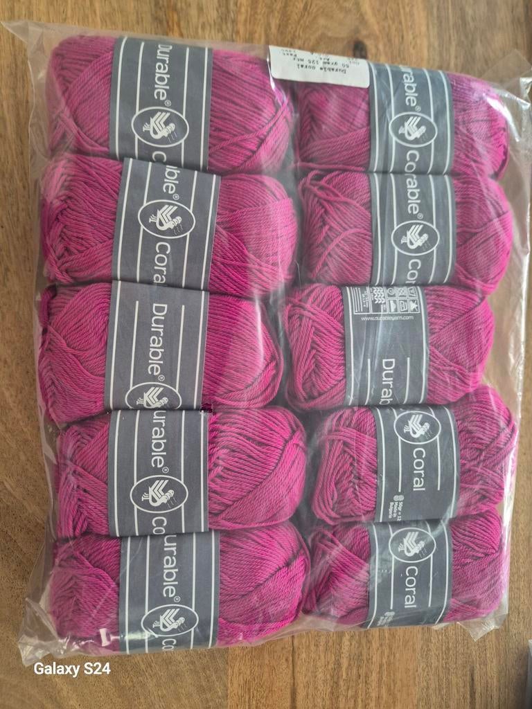 Durable Coral Wol - 10 Bollen, Hobby en Vrije tijd, Breien en Haken, Ophalen of Verzenden, Nieuw, Breien of Haken, Wol of Garen