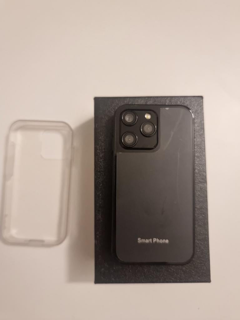 Mini Android Smartphone, Overige modellen, 3 tot 6 megapixel, Ophalen of Verzenden, Zo goed als nieuw