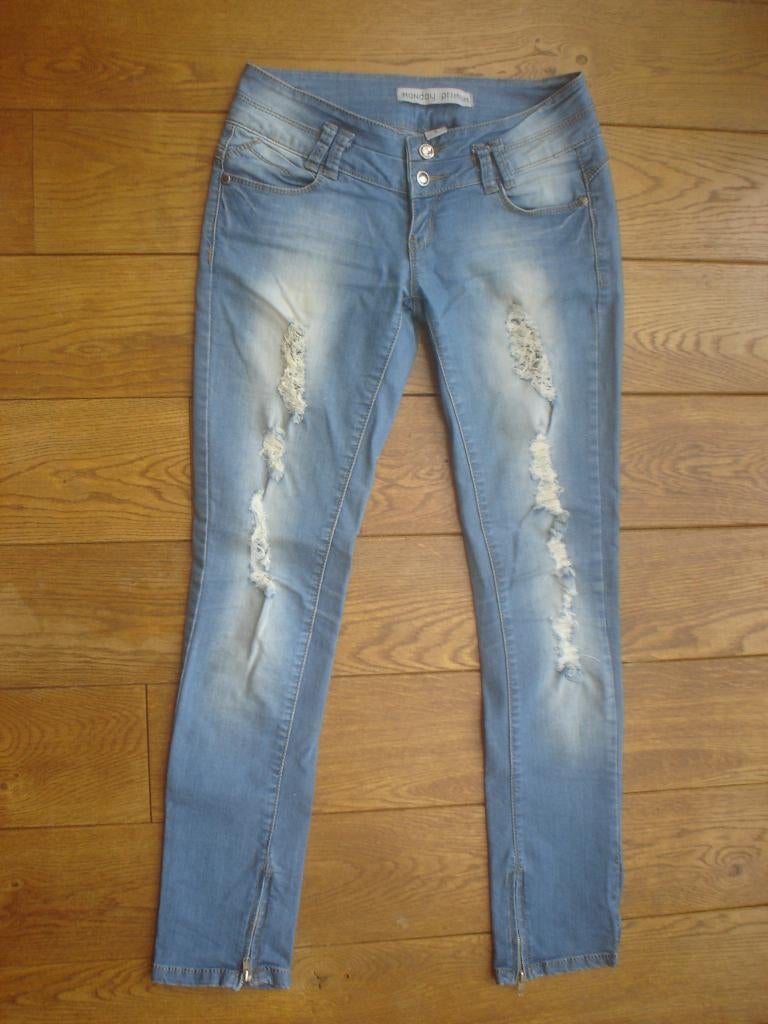blauwe jeans, Monday Premium, maat S, Zo goed als nieuw, W28 - W29 (confectie 36), Monday Premium, Verzenden