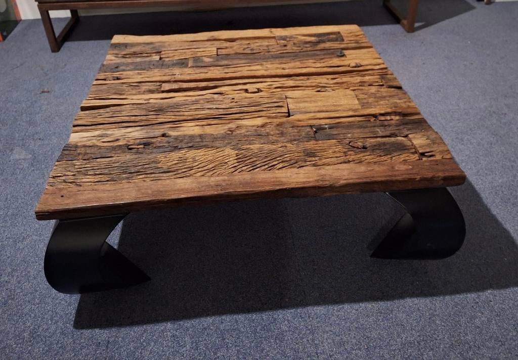 Bielzen Salontafel met Metalen Poten, Huis en Inrichting, Tafels | Salontafels, Gebruikt, Vierkant, Minder dan 50 cm, Overige houtsoorten