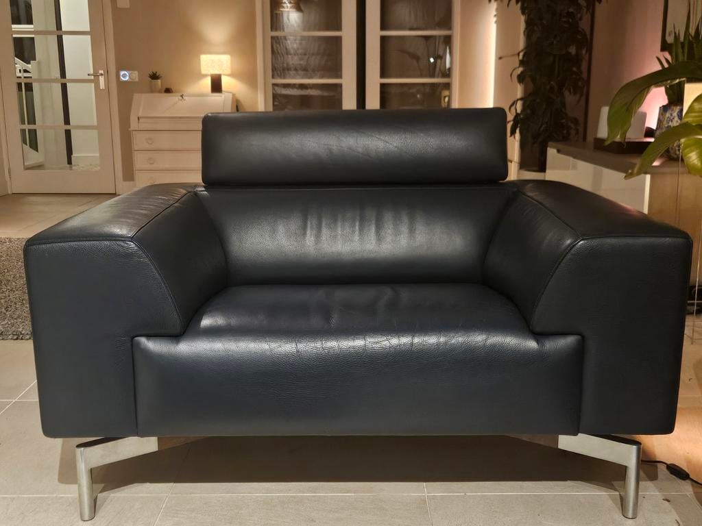 Prachtige Leolux Howlo bank loveseat - NIEUW €4000,-, Ophalen, Leer, Modern