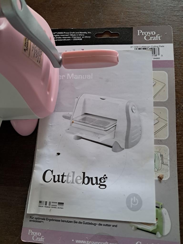 Cuttlebug Snijmachine en nog veeel meer, Hobby en Vrije tijd, Scrapbooking, Ophalen of Verzenden, Gebruikt, Slicemachine of Snijmachine