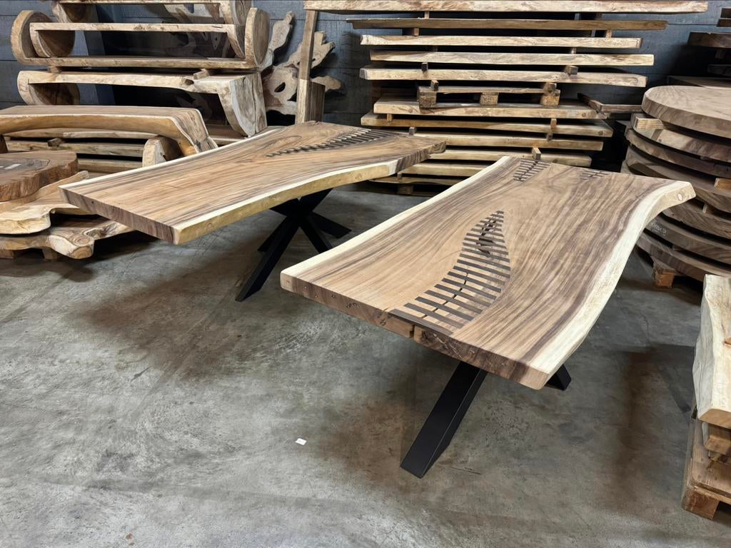 Unieke boomstam eettafel suarhout massief met mozaïek nieuw, Ophalen, Vijf personen of meer, Rechthoekig, Nieuw