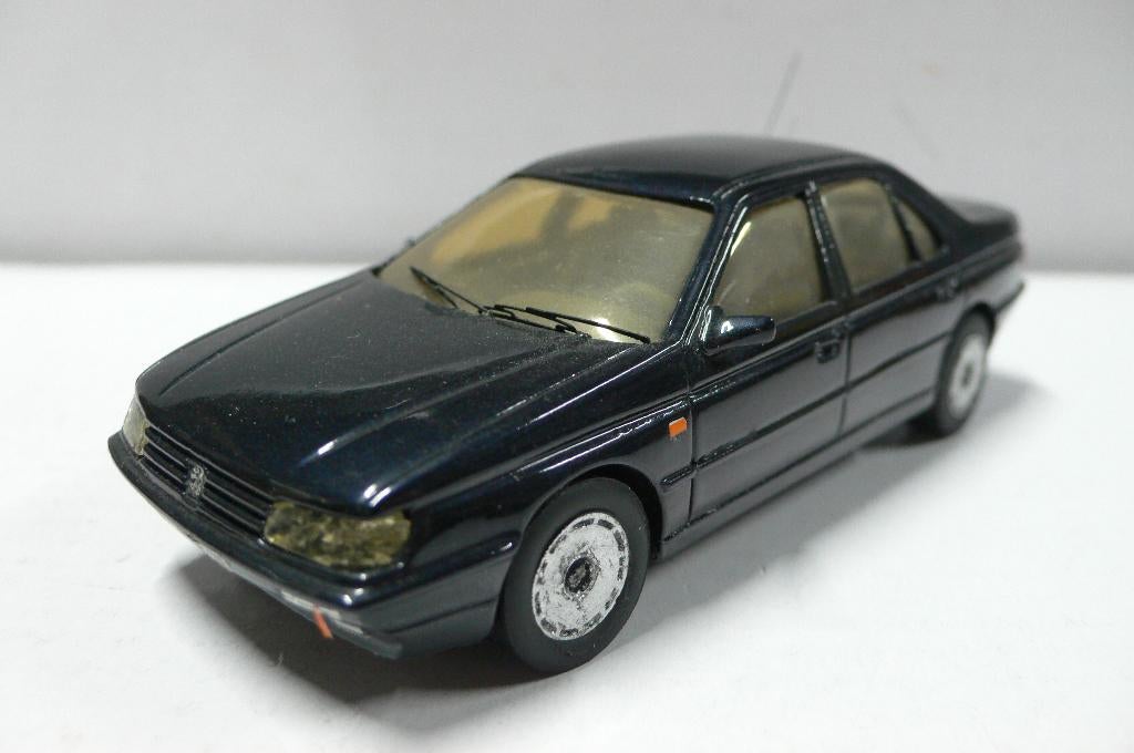 peugeot 605 sri - prestige -handgebouwd in resin 1/43, Ophalen of Verzenden, Gebruikt, Auto, Overige merken
