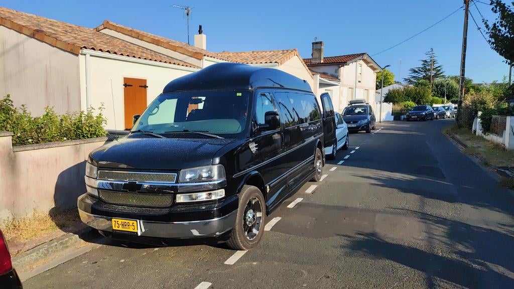 Chevrolet Express VAN 2009 Zwart Nieuw apk bij verkoop, Automaat, Zwart, Origineel Nederlands, 9 stoelen