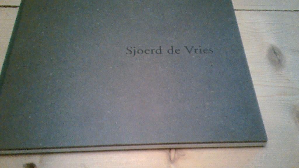 Sjoerd de Vries, Verzenden