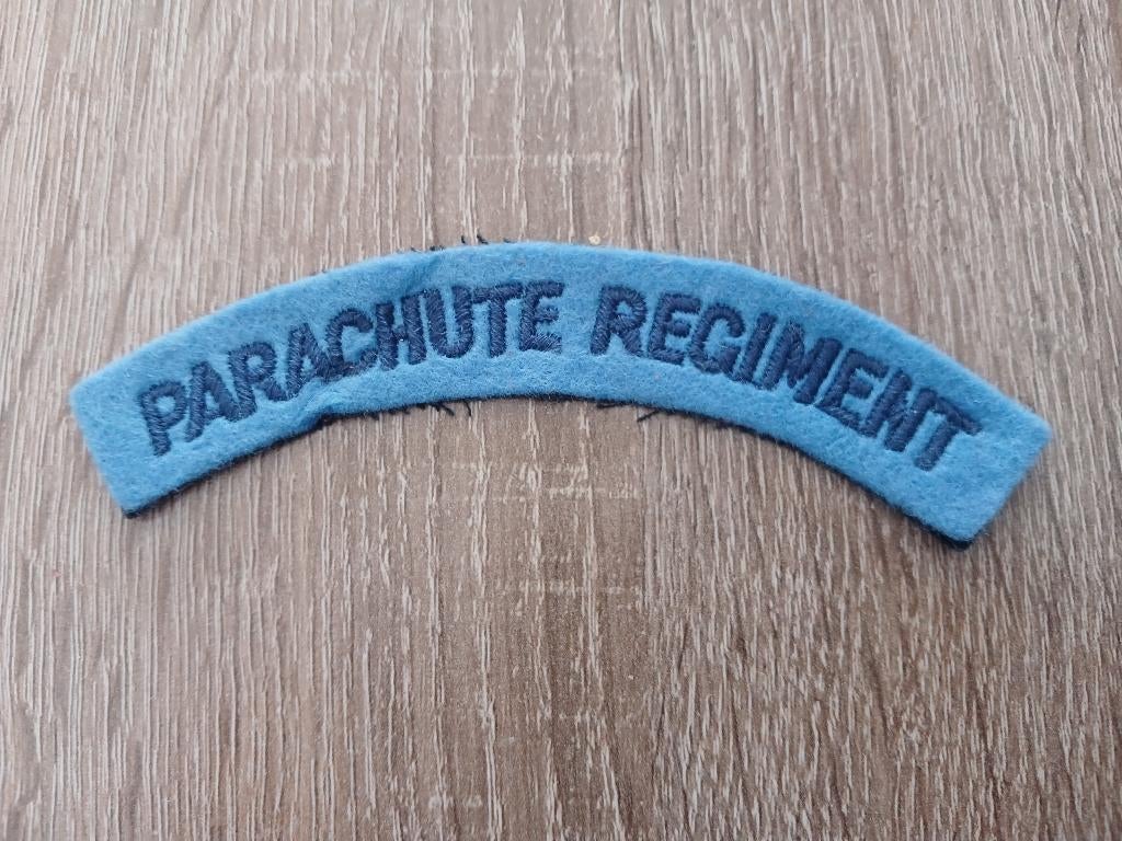 Schouderembleem Parachute Regiment., Verzamelen, Ophalen of Verzenden, Landmacht, Engeland, Embleem of Badge