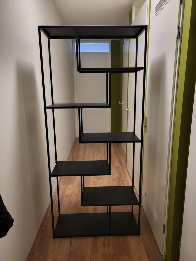 Vakkenkast zwart metaal, Ophalen, Gebruikt, 50 tot 100 cm, Metaal