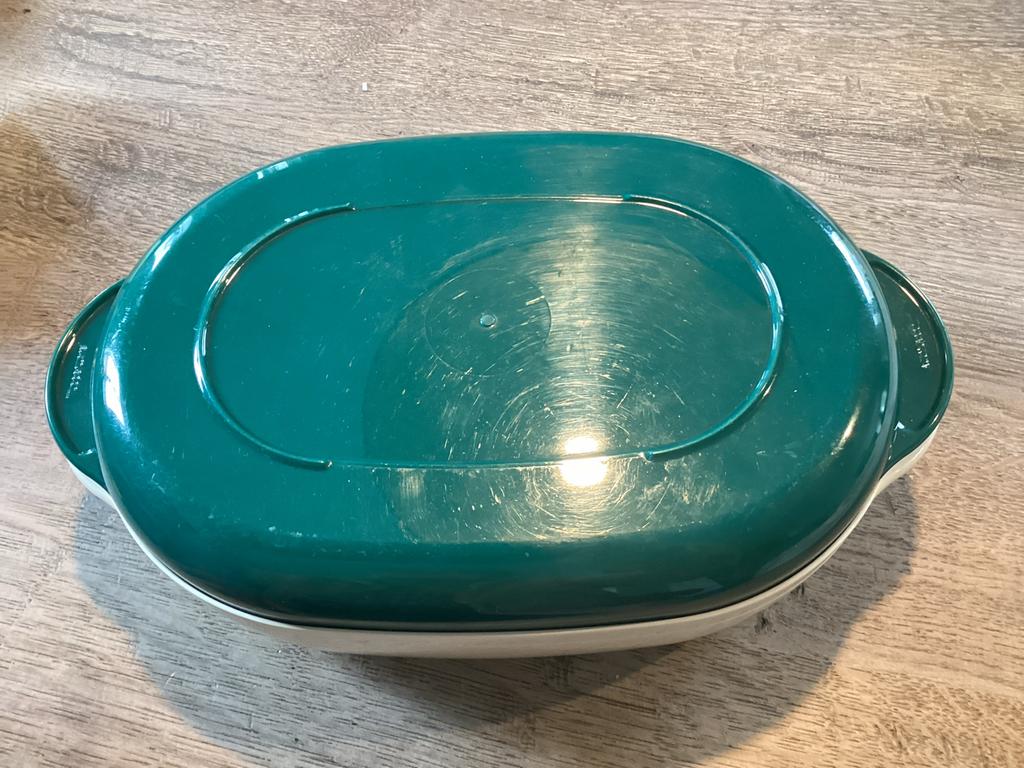 Tupperware magnetronschaal met Deksel - Groen/Wit 1,5 ltr, Huis en Inrichting, Keuken | Tupperware, Ophalen of Verzenden, Gebruikt