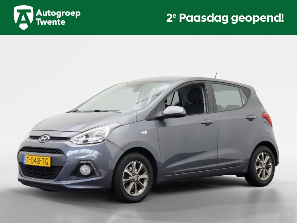 Hyundai i10 1.0i i-Motion Premium | Stoelverwarming | All-se, Euro 5, Stof, Gebruikt, Bedrijf