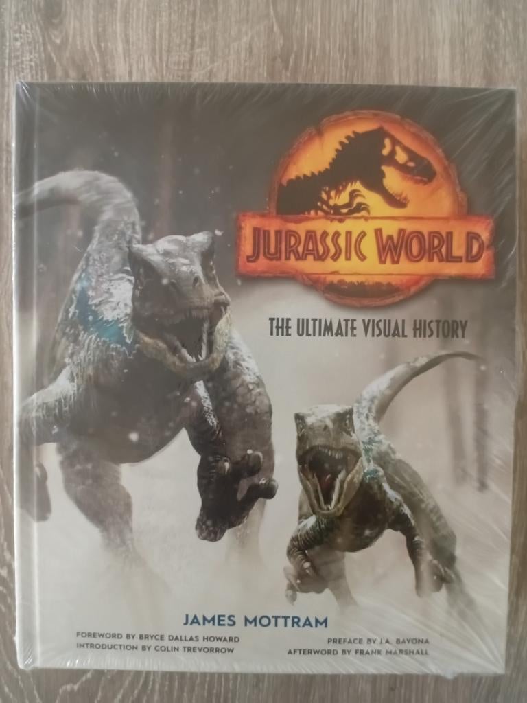 Jurassic World The Ultimate Visual History Titan Books, Boeken, Ophalen of Verzenden
