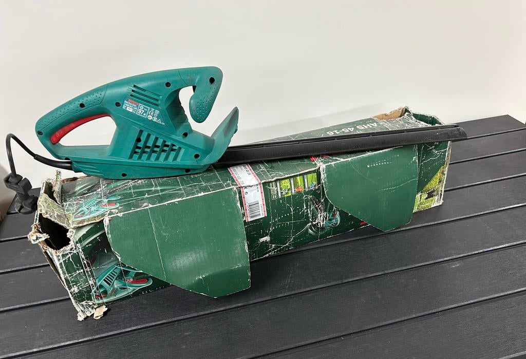 Bosch heggenschaar AHS 45-16, Tuin en Terras, Ophalen of Verzenden, Gebruikt, Elektrisch