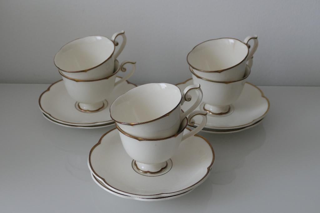 Petrus Regout & Co Maastricht vintage kop en schotels., Ophalen of Verzenden