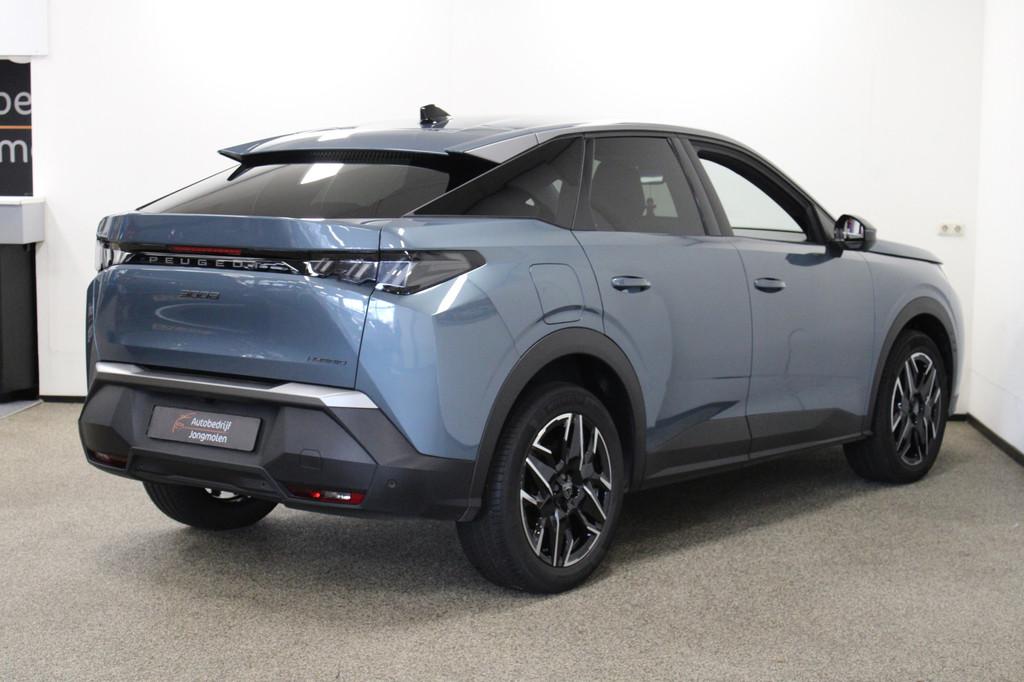 Peugeot 3008 1.2 Hybrid 136 Allure (bj 2025, automaat), Gebruikt, Euro 6, 1199 cc, Leder en Stof
