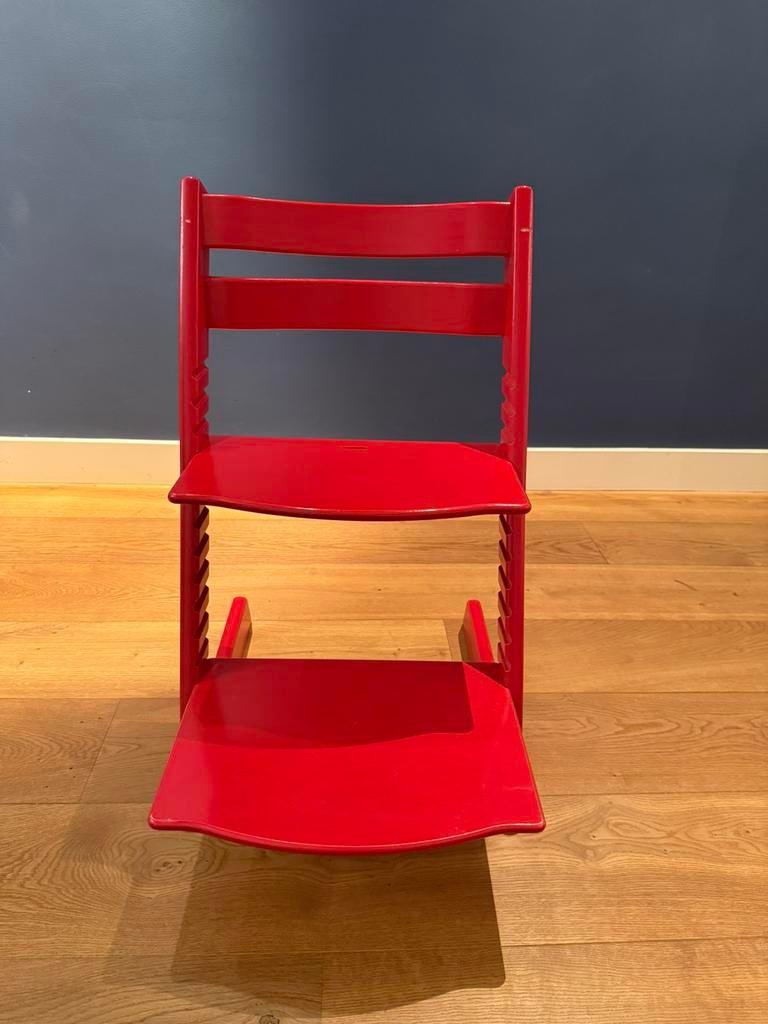 Stokke Tripp Trapp rood verstelbaar | goede staat, Kinderen en Baby's, Ophalen, Gebruikt, Stoel(en)
