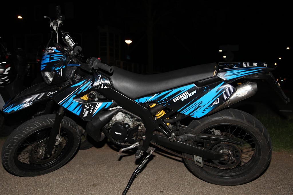 Derbi Senda SM Xtreme 2008 - Pas onderhoudsbeurt gehad, Fietsen en Brommers, Brommers | Derbi, Ophalen, 6 versnellingen, Gebruikt
