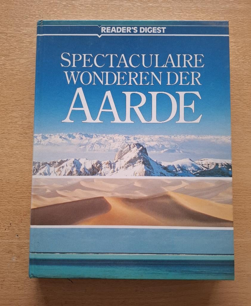 Boek Spectaculaire wonderen der Aarde, Ophalen of Verzenden, Zo goed als nieuw, Natuur algemeen, Reader’s Digest