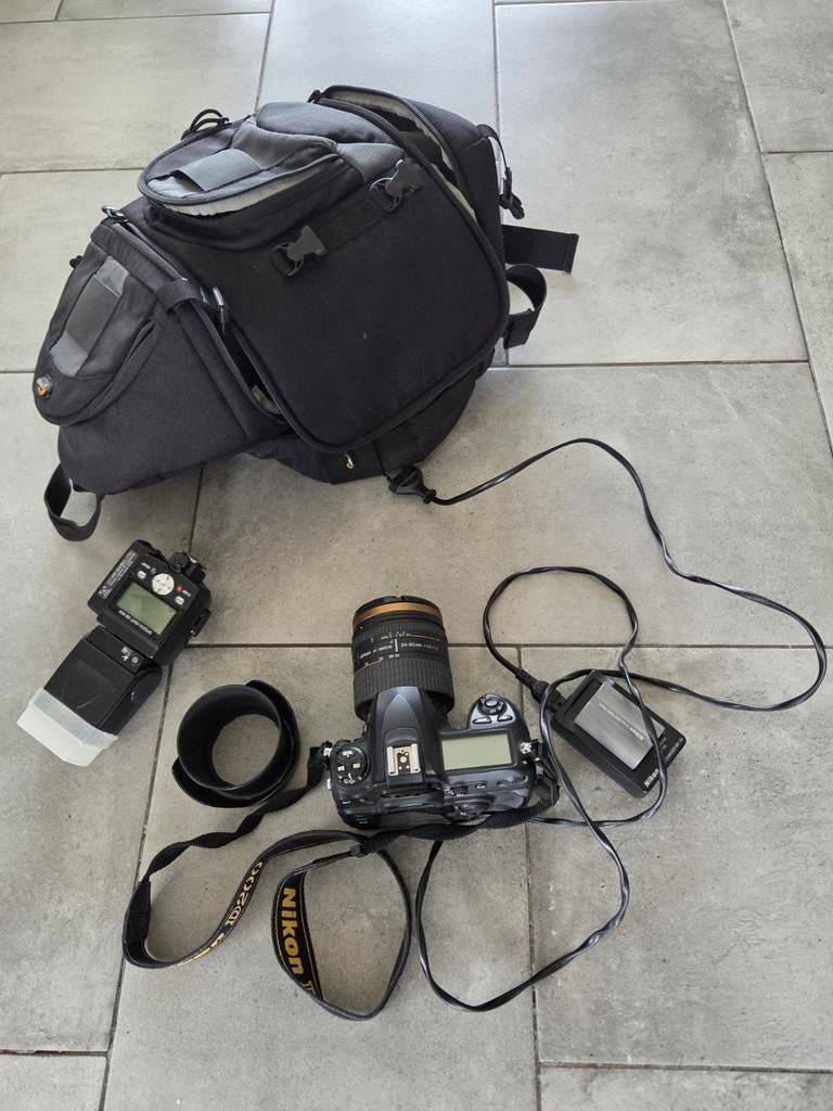 Nikon D200 met AF Nikkor 24-85mm lens en Speedlight SB-800, Ophalen of Verzenden, Gebruikt, Nikon, Geen optische zoom