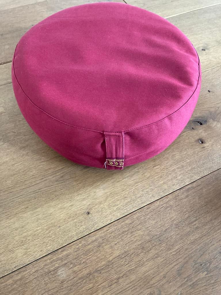 2 Meditatiekussens - Ideaal voor yoga en ontspanning, Ophalen of Verzenden, Gebruikt, Rood, Rond
