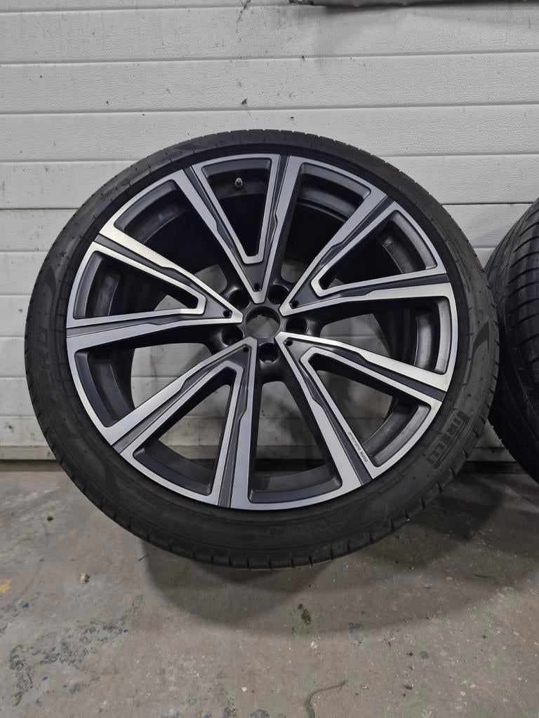 BMW 22” Styling 746i Individual Velgen & Zomerbanden X5/X6, Ophalen, Gebruikt, 275 mm, Banden en Velgen