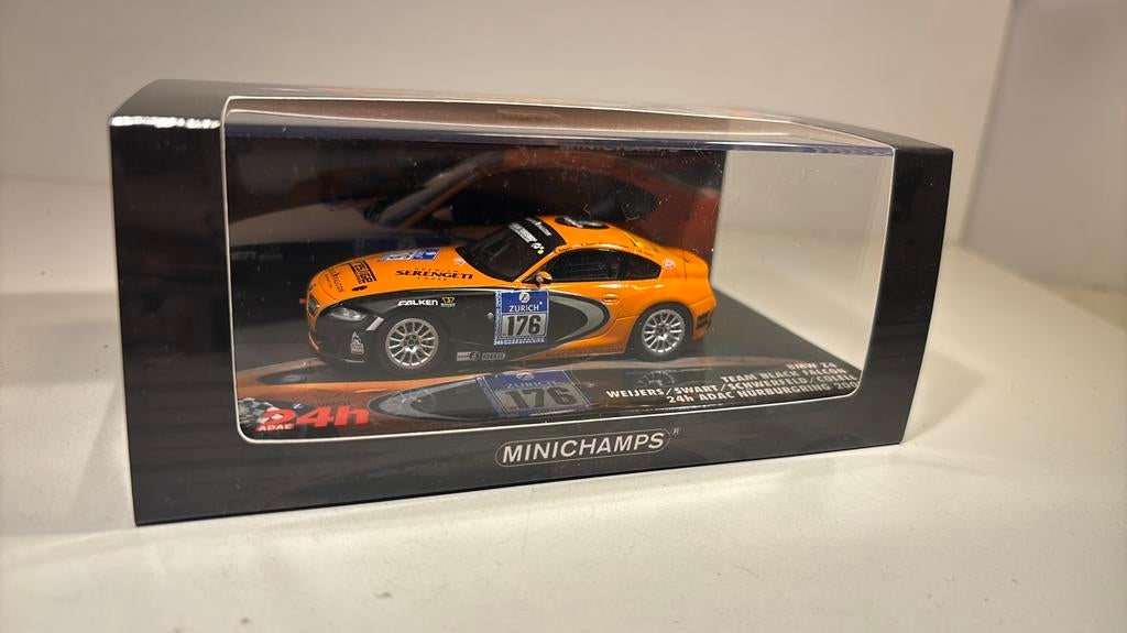Bmw z4 #176 24h Nurburgring minichamps 1.43
