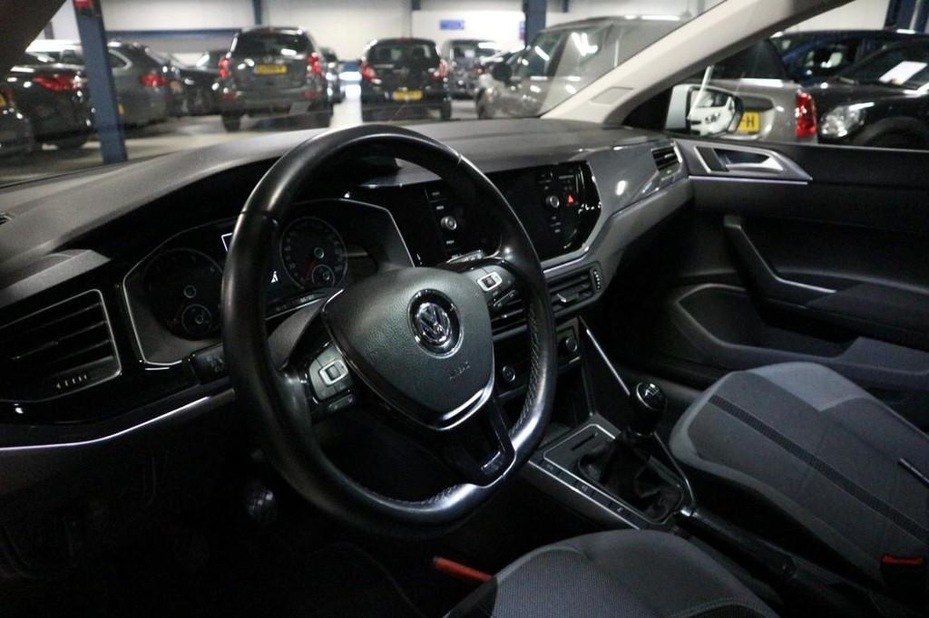 Volkswagen Polo 1.0 TSI Highline D-Glas / Velg / BTW / LEUKE, Voorwielaandrijving, Euro 6, Wit, Origineel Nederlands