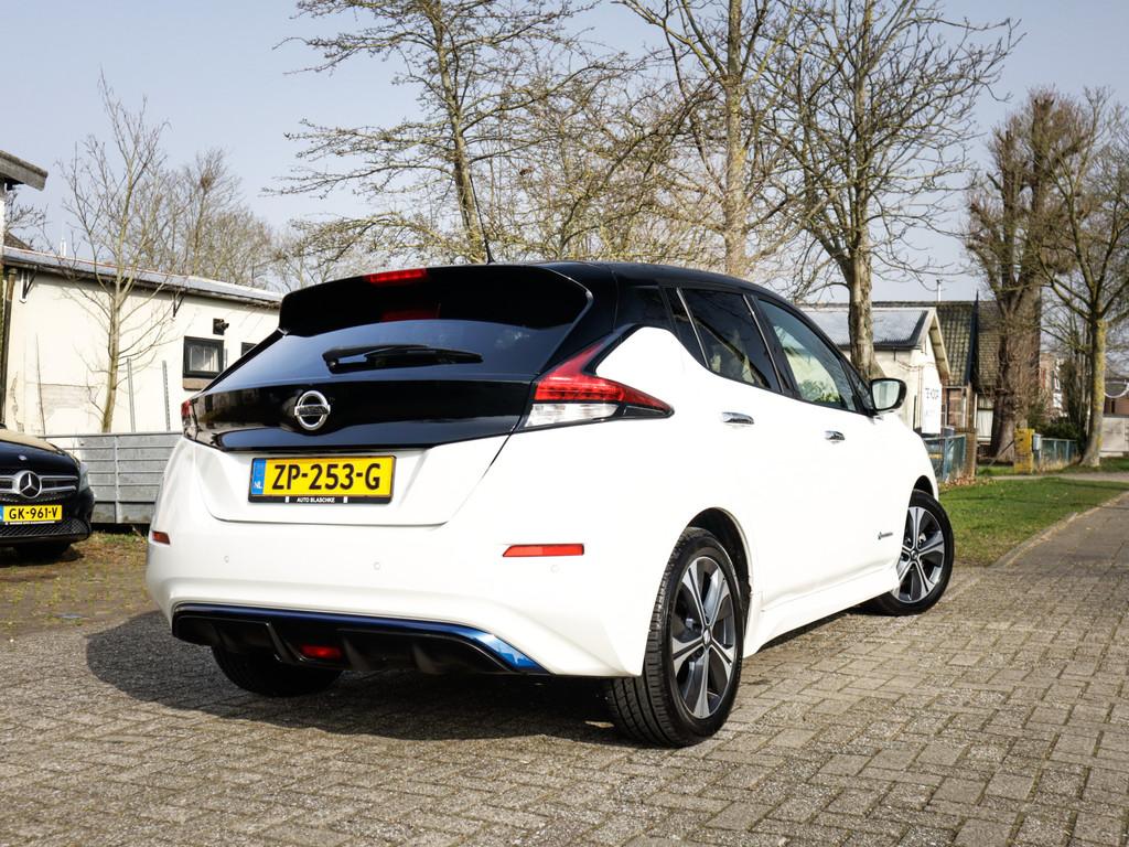 Nissan Leaf Tekna 40 kWh Dealer-Onderh BOVAG-Garantie NL-Aut, Auto's, 12 maanden, Gebruikt, Zwart, Leder en Stof