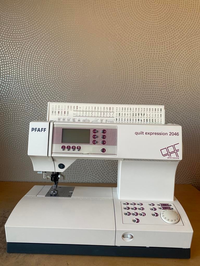 NAAIMACHINE PFAFF QUILT EXPRESSION 2046 DUBBEL TRANSPORT, Hobby en Vrije tijd, Naaimachines en Toebehoren, Ophalen of Verzenden