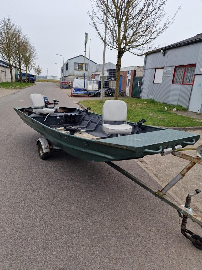 Tekoop aluminium visboot, Tot 10 pk, Aluminium, Ophalen of Verzenden, 3 tot 6 meter
