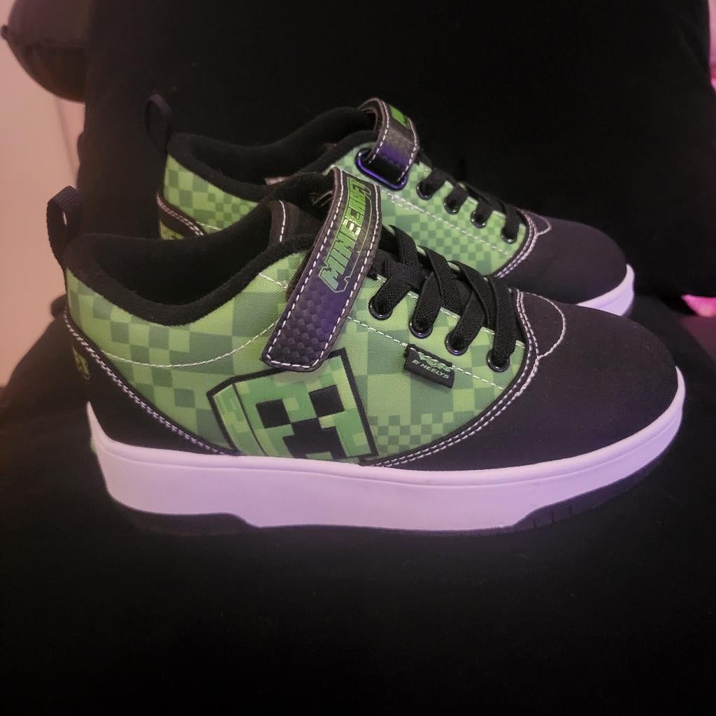 Minecraft schoenen, Schoenen, Nieuw, Ophalen of Verzenden, Jongen