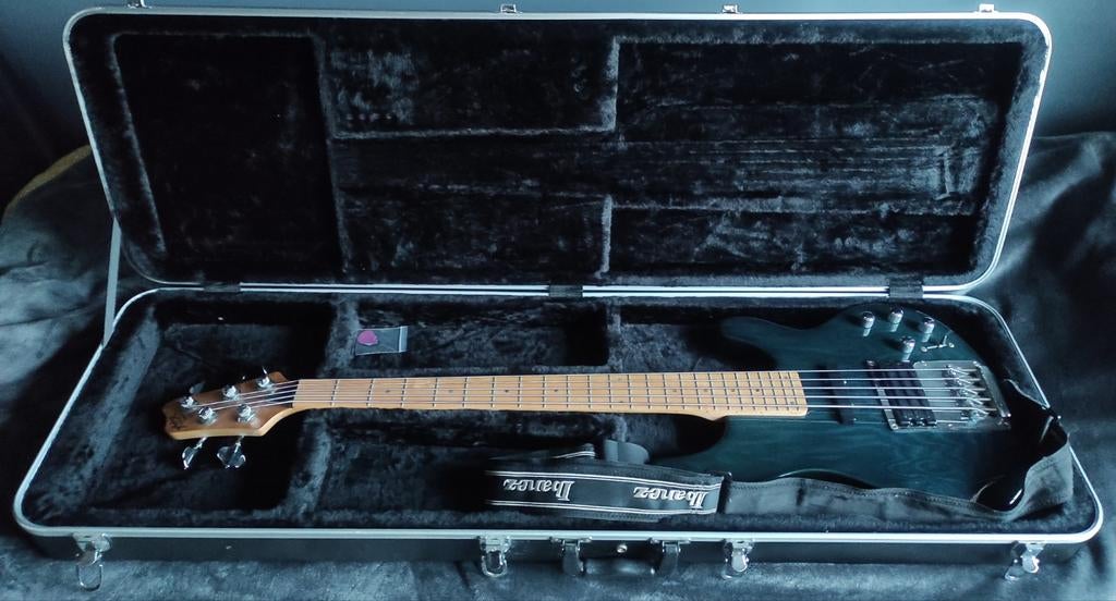 Ibanez ATK405 in case, Ophalen of Verzenden, Zo goed als nieuw