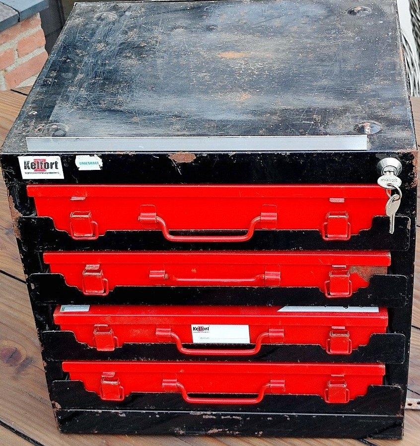 Assortimentskast, vier Kelfort Assortiments kisten in laden., Ophalen, 400 tot 600 watt, Overige typen
