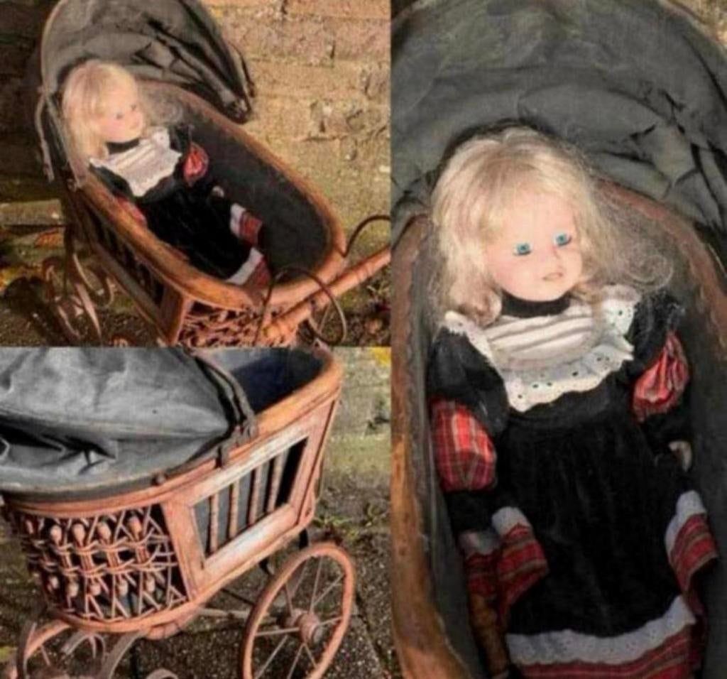 Klassieke Kinderwagen/poppen wagen in goede staat met pop, Verzamelen, Poppen, Ophalen of Verzenden, Gebruikt