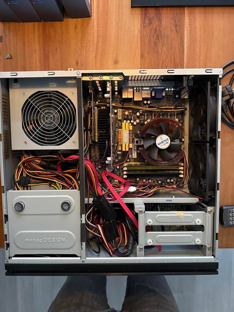 Antec Design Desktop Media Center Computerbehuizing, Ophalen of Verzenden, Gebruikt