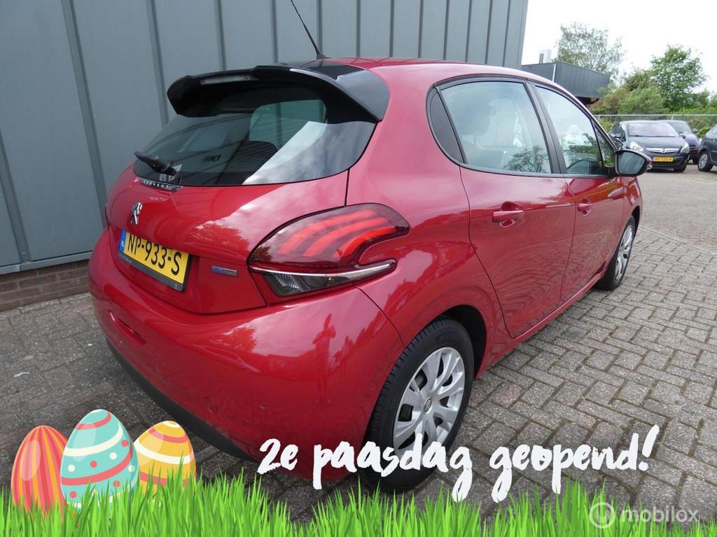 Peugeot 208 1.2 PureTech Blue Lion NAP//AIRCO//CRUISE//NAVI/, Voorwielaandrijving, Stof, 82 pk, 23 km/l