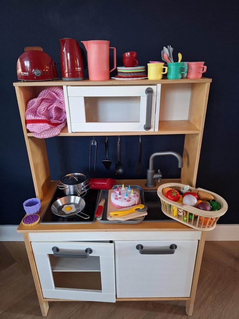 IKEA Speelkeuken DUKTIG met accessoires, Kinderen en Baby's, Speelgoed | Speelkeukens, Zo goed als nieuw, Speelkeuken, Hout, Ophalen