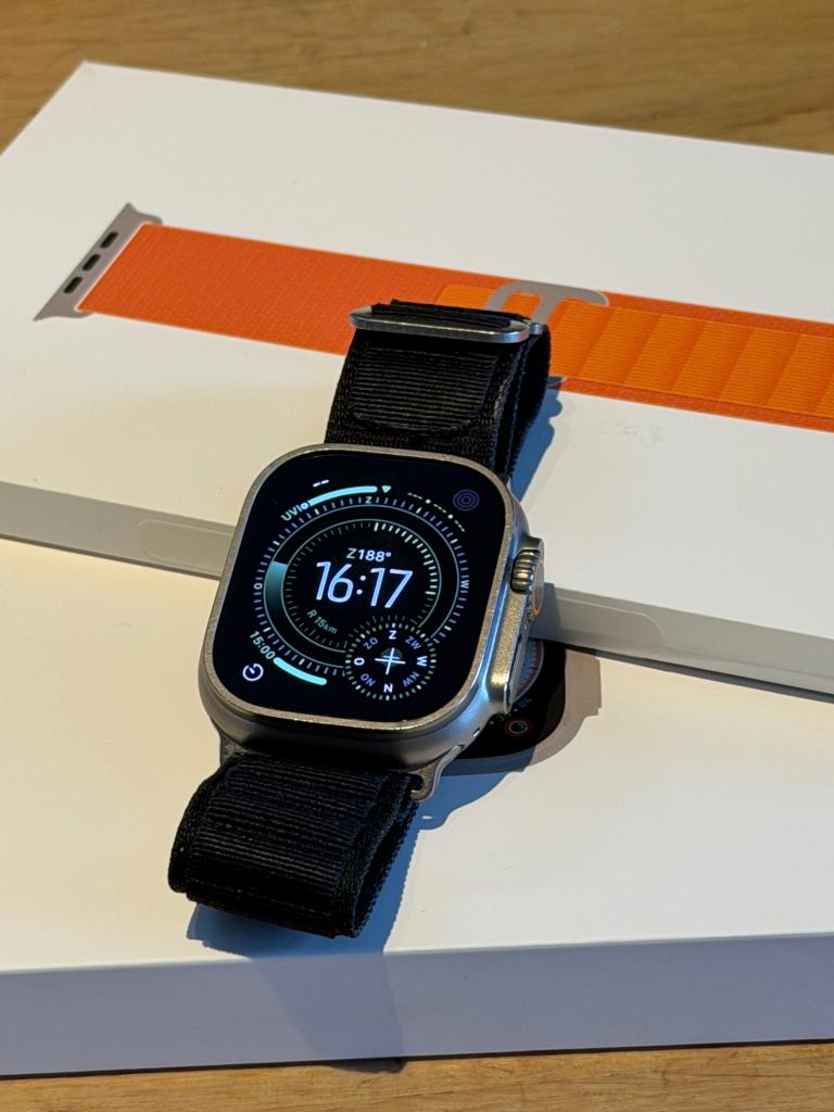 Zeer Mooie Apple Watch Ultra Titanium, 95% batterij!, Apple, ., IOS, Ophalen of Verzenden