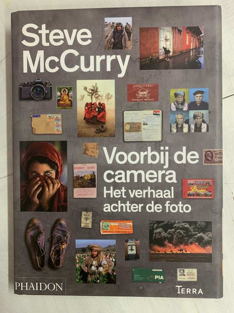 MRT STEVE MCCURRY - VOORBIJ DE CAMERA, Boeken, Fotografen, Ophalen of Verzenden, Zo goed als nieuw, Steve McCurry