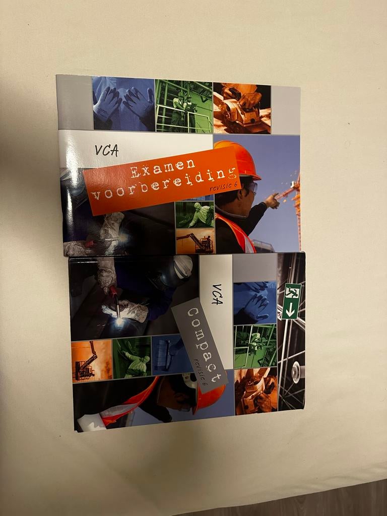 VCA Leer- en Examenboeken (Revisie 6), Ophalen of Verzenden, Zo goed als nieuw