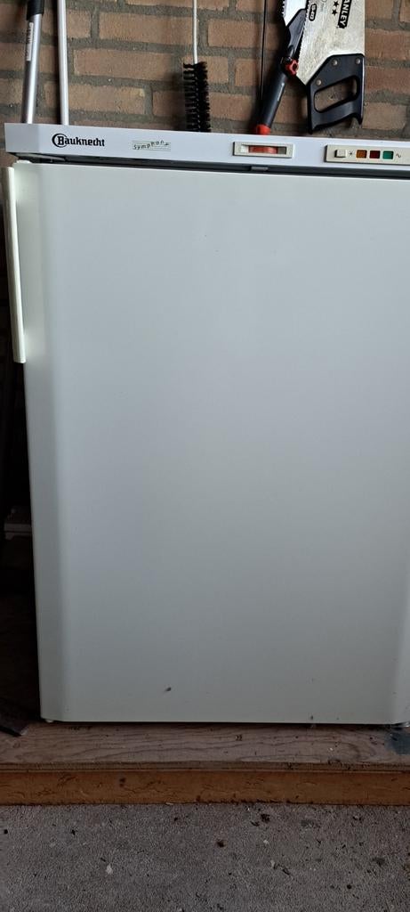 Bauknecht diepvrieskast 85x60x60 cm, Witgoed en Apparatuur, Vriezers en Diepvrieskisten, Ophalen