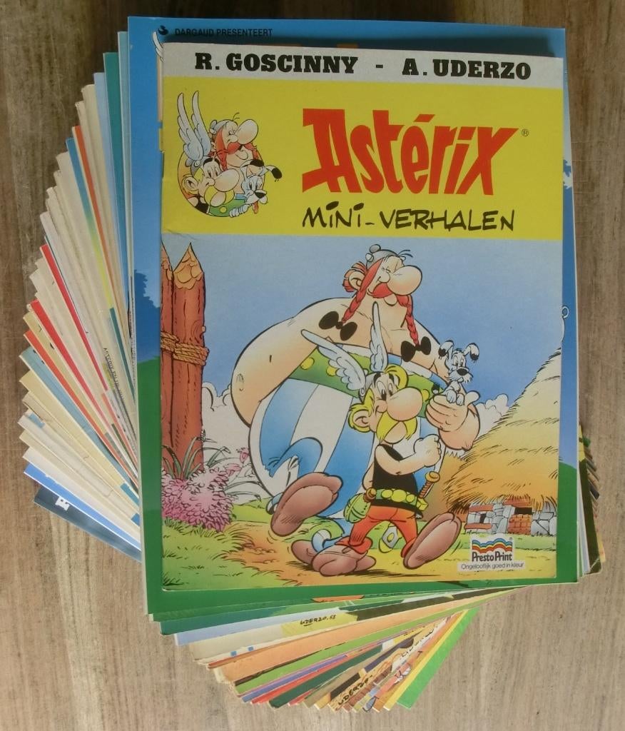 30 stripboeken uit de reeks van Asterix & Obelix, Meerdere stripboeken, Ophalen of Verzenden, Gelezen