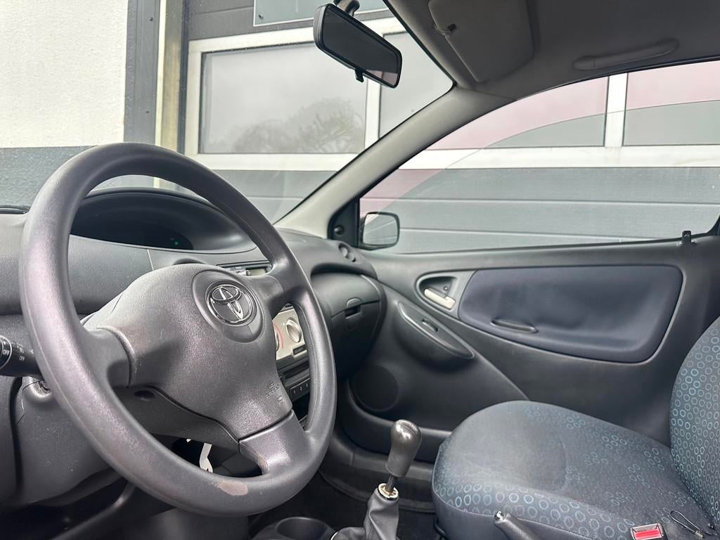 Toyota Yaris 1.3 VVT-i Luna | AIRCO | 123dkm ! | NL AUTO, Voorwielaandrijving, Stof, Gebruikt, 31 €/maand