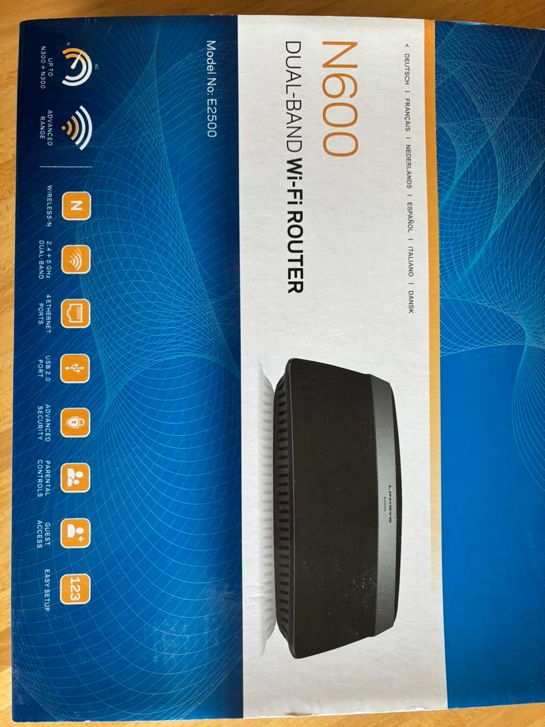 Linksys N600 Dual-Band Wifi router, Ophalen of Verzenden, Zo goed als nieuw