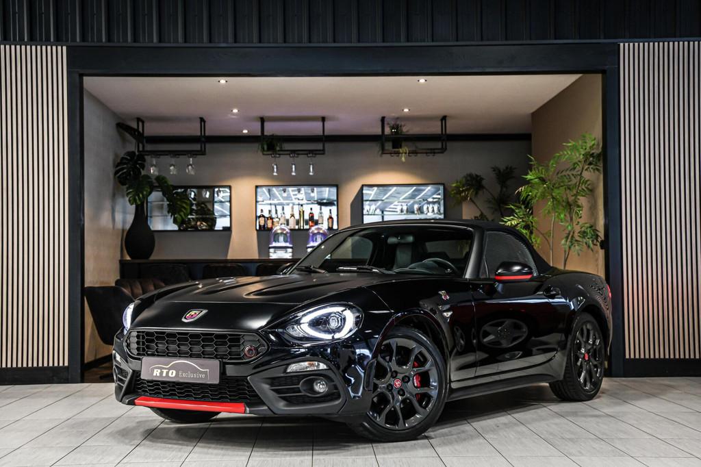 Fiat 124 Spider 1.4 MultiAir Turbo Abarth|LED|Leder|Bose|Com, Auto's, Achterwielaandrijving, 4 cilinders, Bluetooth, Zwart