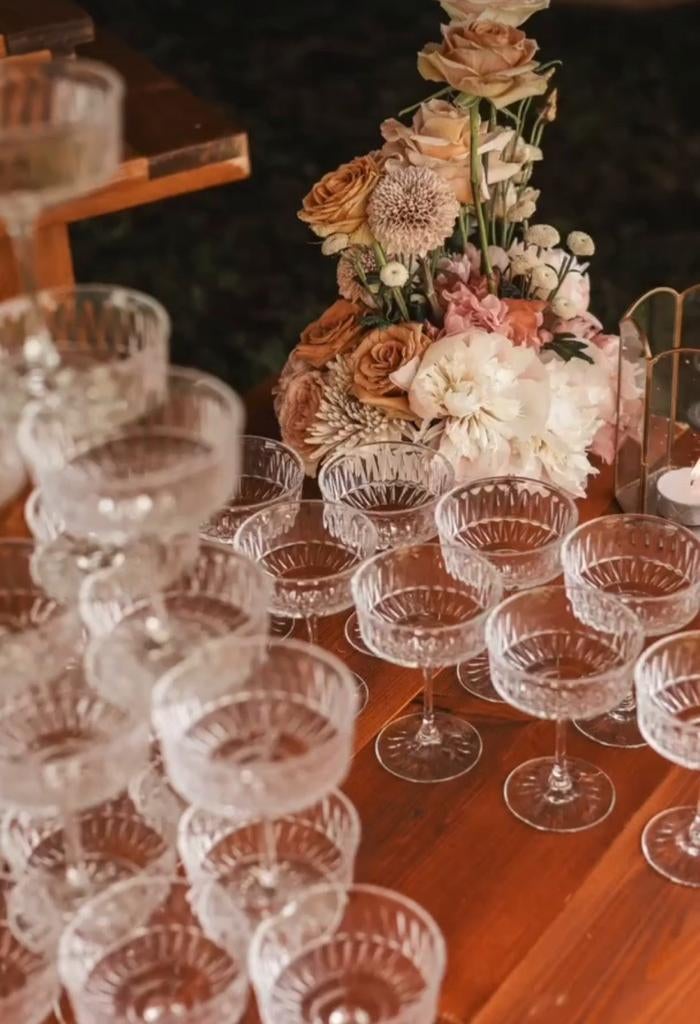 Champagneglazen 18 stuks te huur, Ophalen of Verzenden, Overige