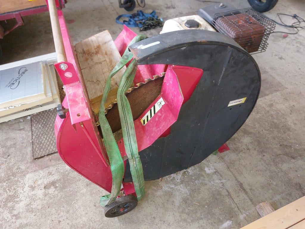 Wipzaag met benzinemotor, Ophalen, Gebruikt, Onbekend, 70 mm of meer