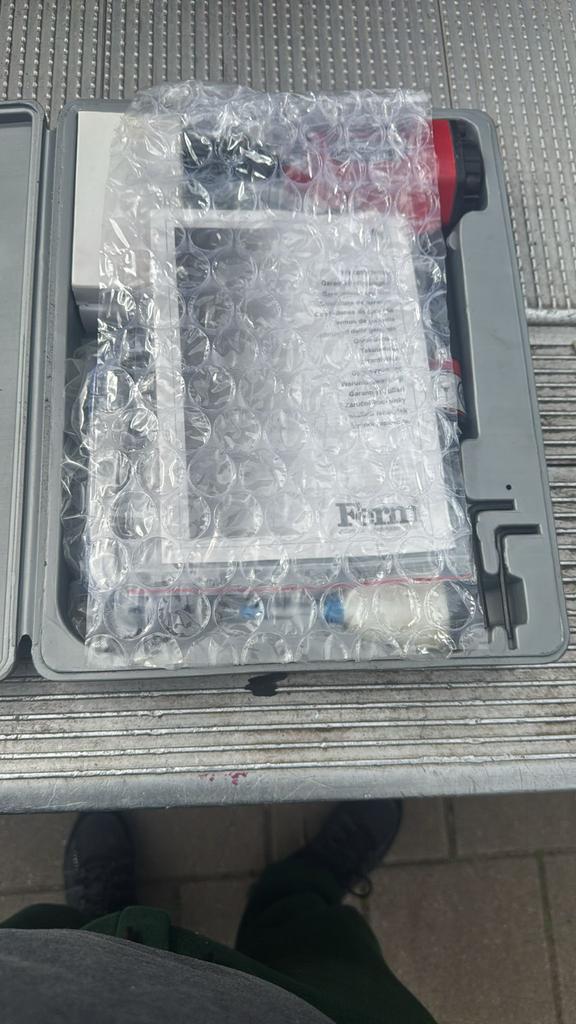 Ferm Pneumatische Tacker 2-in-1 voor Nieten en Spijkers, Doe-het-zelf en Verbouw, Gereedschap | Handgereedschap, Zo goed als nieuw