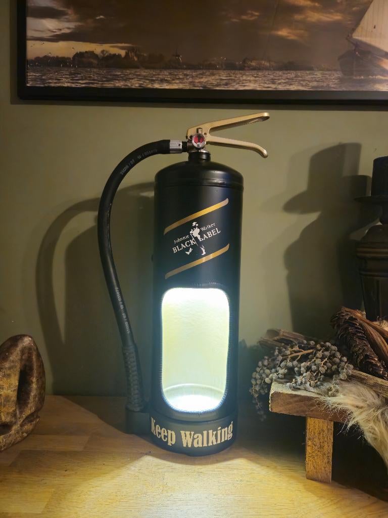 Johnnie Walker decoratieve brandblusser, mancave, Ophalen of Verzenden, Nieuw, Minder dan 50 cm