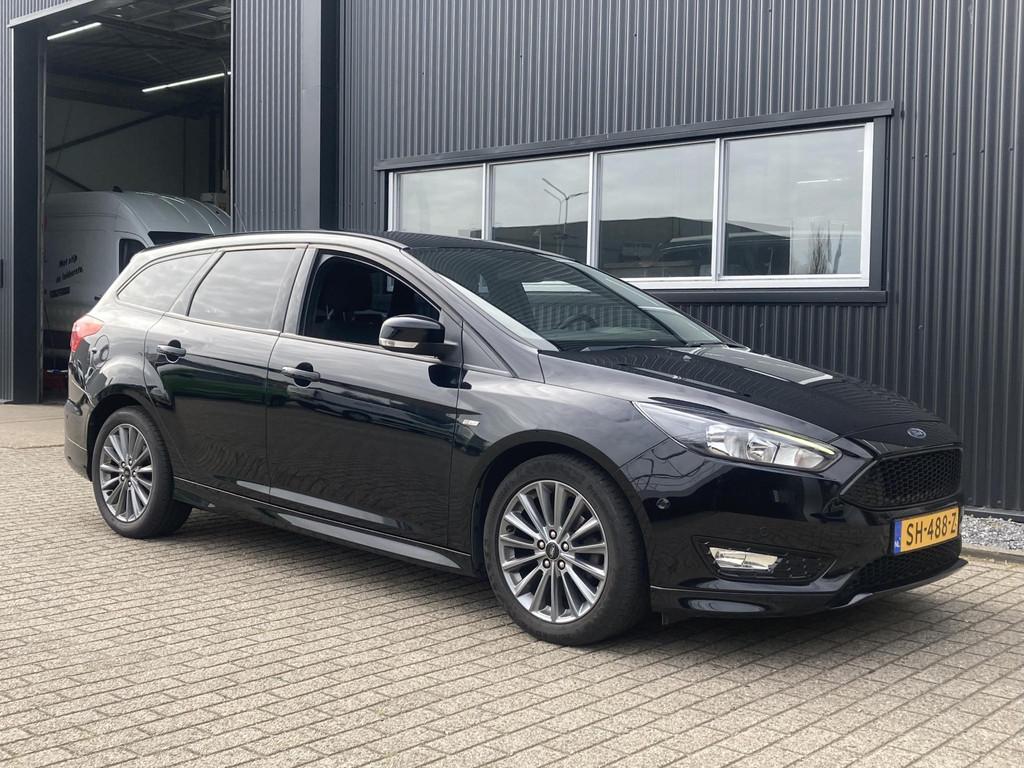 Ford Focus 1.0 Ecoboost 125 pk ST-Line Wagon Navigatie - App, Gebruikt, Bluetooth, Zwart, Origineel Nederlands